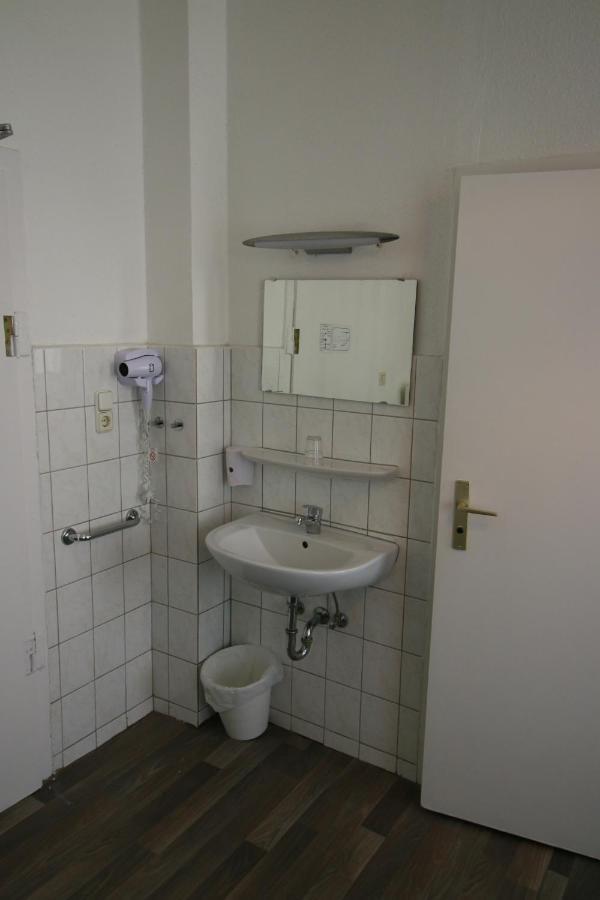 Hotel Bee Fang Hambourg Extérieur photo