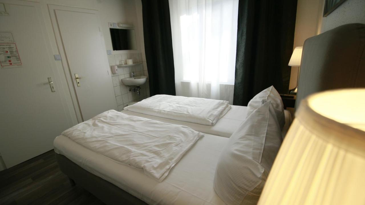 Hotel Bee Fang Hambourg Extérieur photo